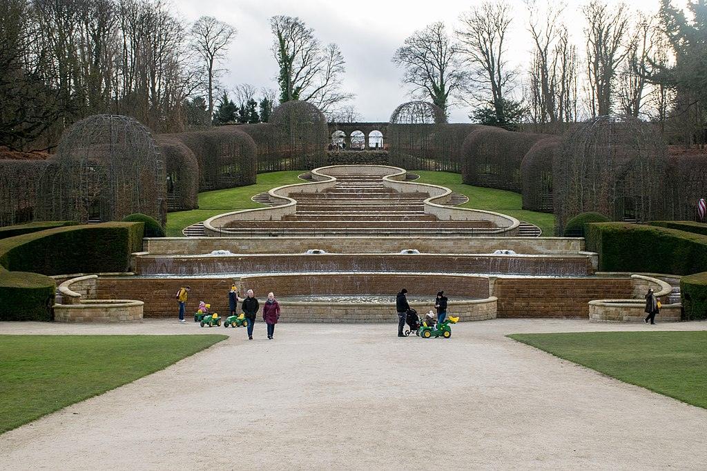 1024px Alnwick Garden cascade